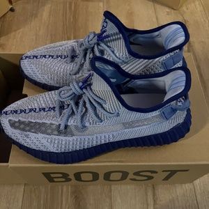 350 Yeezy Boost Customized Dyed Blue